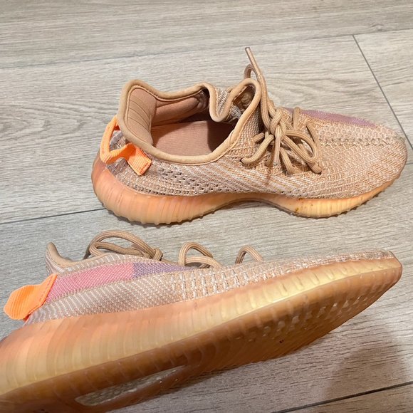 Authentic adidas Yeezy Boost 350V2 clay size7.5 American Limited - Picture 6 of 9